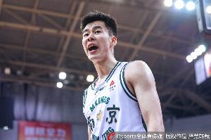 郭昊文有望代表国王队参加夏季联赛