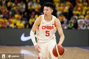 廖三宁表现不佳,7投仅2中,收获4分3篮板3助攻1抢断1盖帽