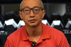 于嘉:老詹与库里友谊日益加深 想追求快乐篮球,为何不加盟勇士?
