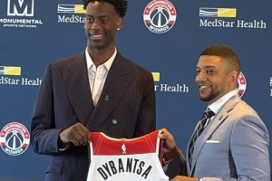 奇才官方宣布：状元迪班萨将改穿4号球衣开启NBA征程