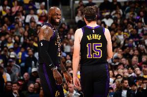 里夫斯是我在大学至NBA期间见证进步最大的球员，受到勒布朗·詹姆斯的影响