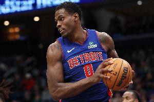 知名记者:在NBA,有人认为杜伦正寻求年薪接近4000万美元的合同