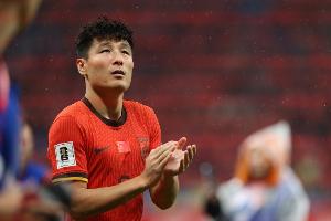 记者：武磊在国足与泰国比赛中受伤，将先进行康复训练后再归队